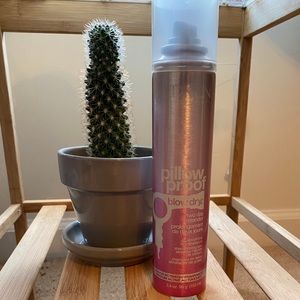 Redken Pillowproof Dry Shampoo